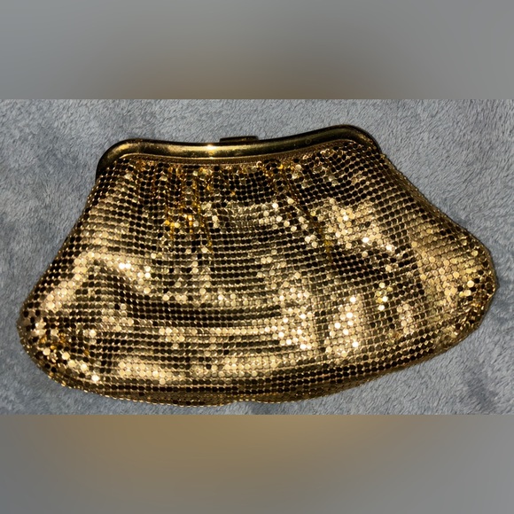 Vintage Mesh Whiting and Davis coin purse/clutch - Picture 2 of 5